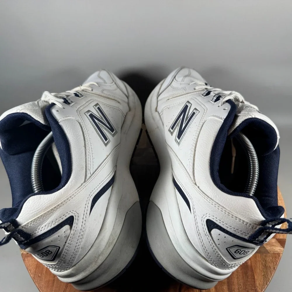 New Balance 608 V5 Mens 10 2E White Navy Leather Training Shoes